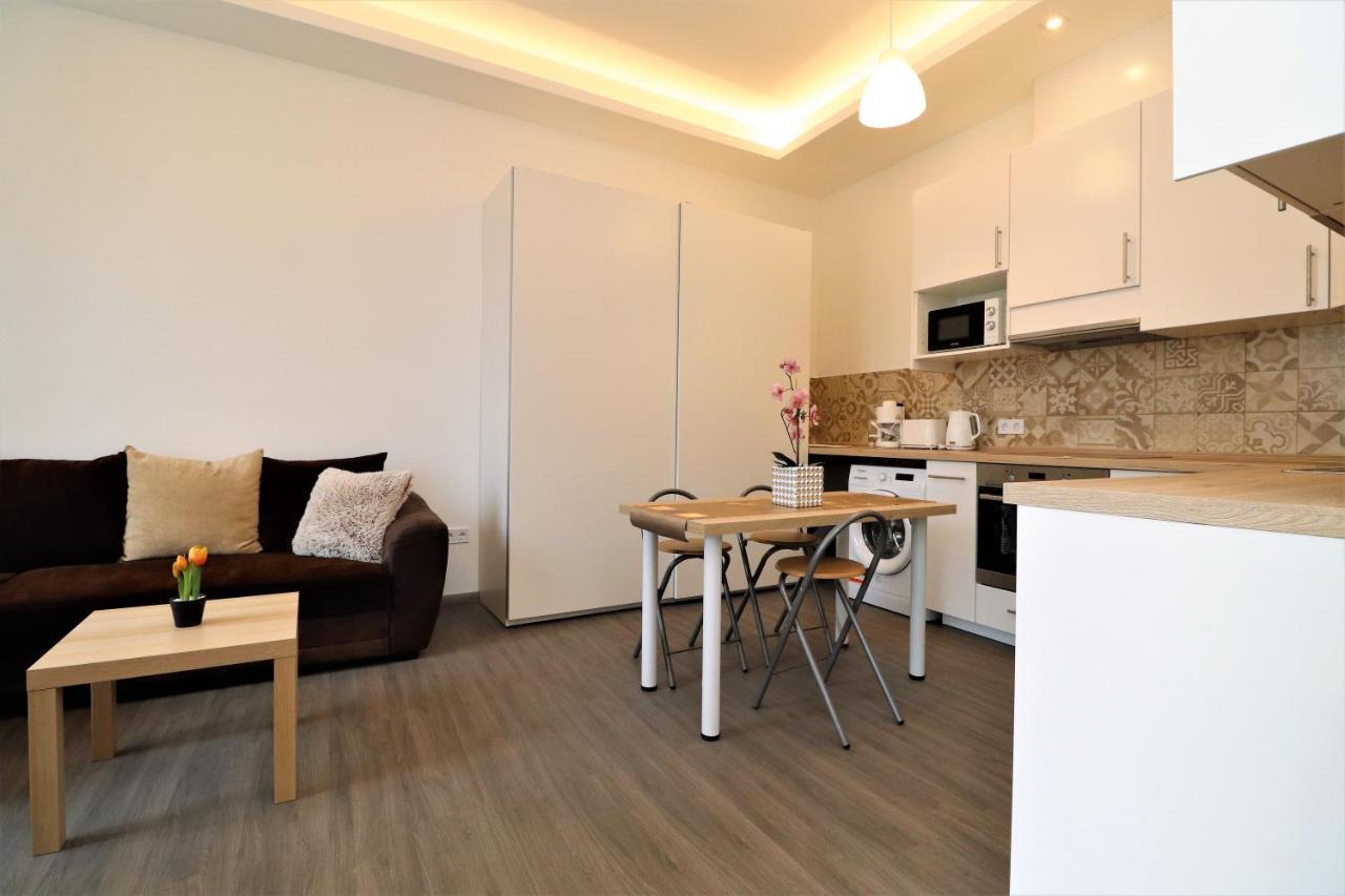 Warm & Welcoming Home Near Margaret Bridge Budapest Extérieur photo